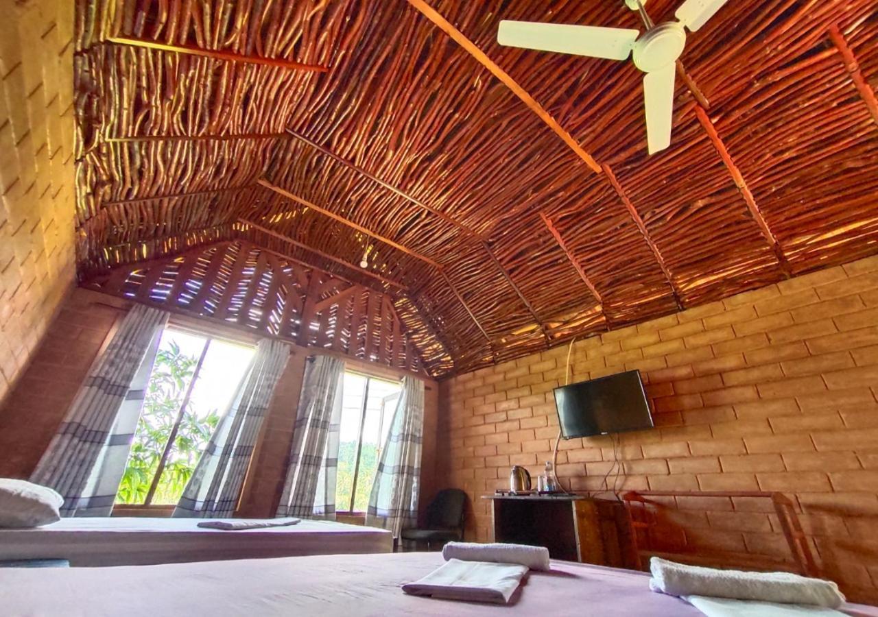 Cinnamon Village Sinharaja Deniyaya Esterno foto