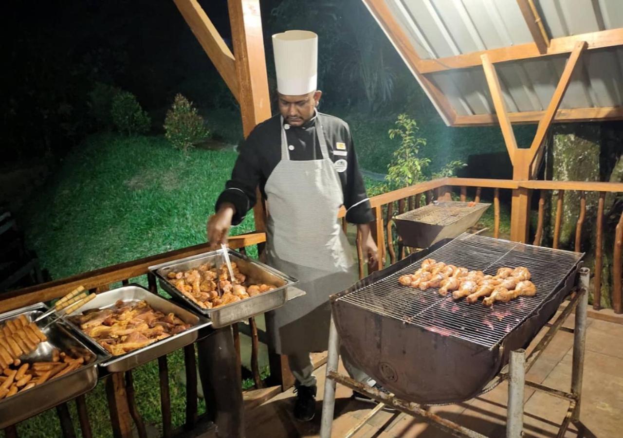Cinnamon Village Sinharaja Deniyaya Esterno foto