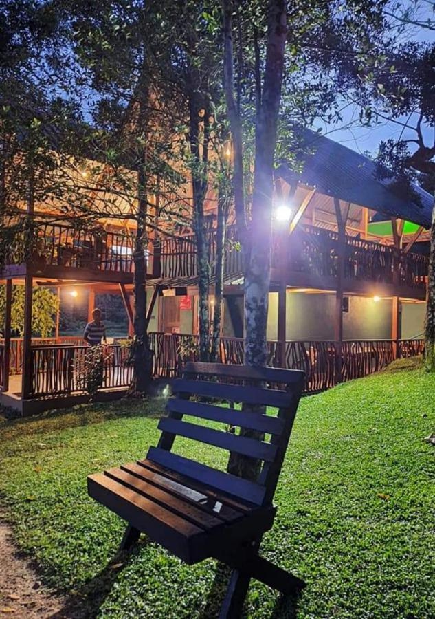 Cinnamon Village Sinharaja Deniyaya Esterno foto