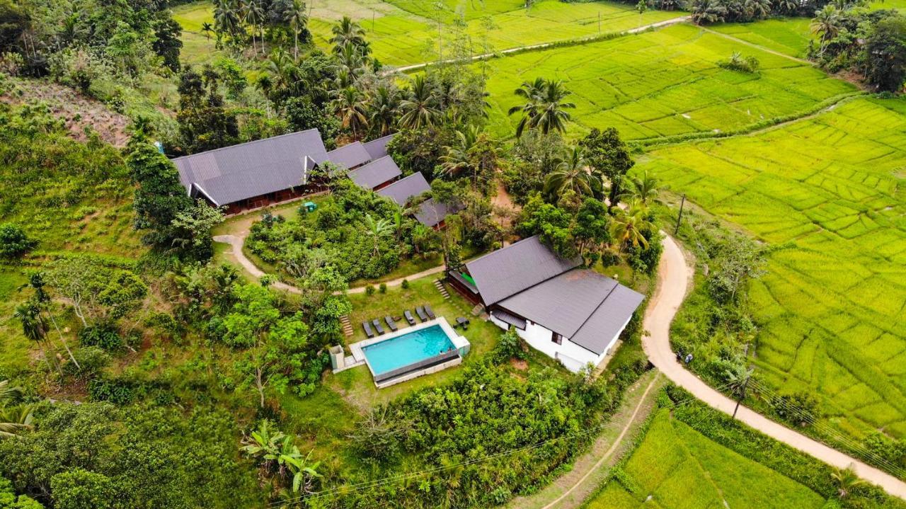 Cinnamon Village Sinharaja Deniyaya Esterno foto