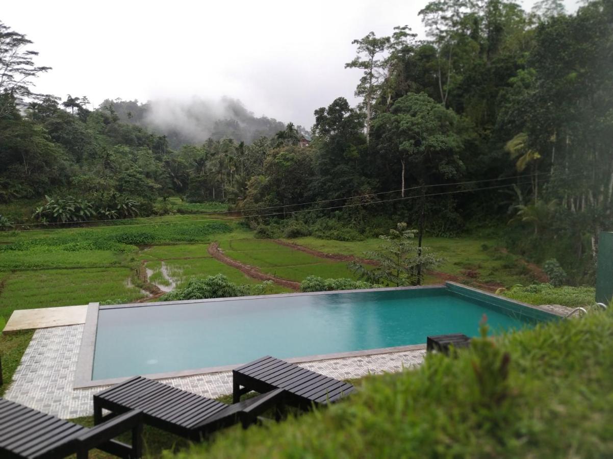 Cinnamon Village Sinharaja Deniyaya Esterno foto